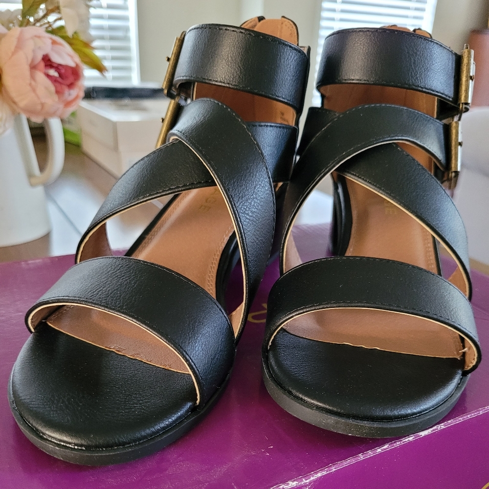 Rampage Sandal size 7